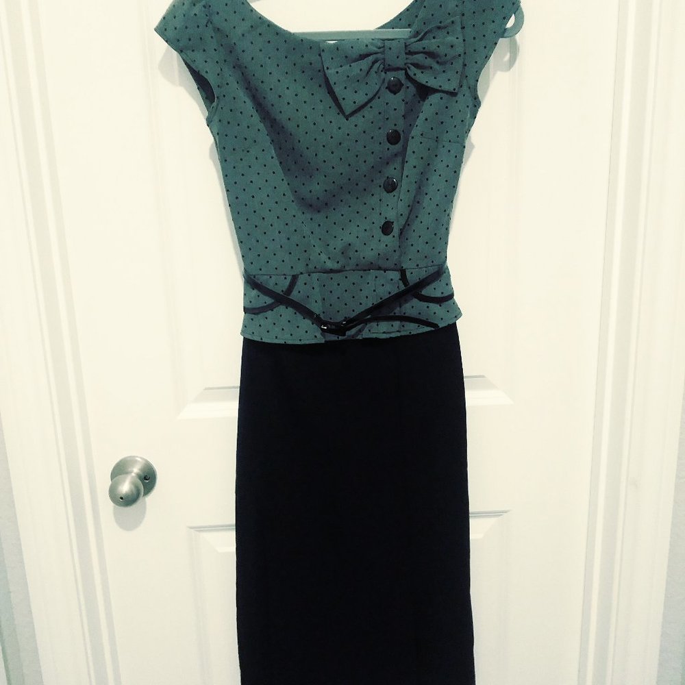 Alicia Estrada Stop Staring Park Place Dress, size S. Blk/gray.